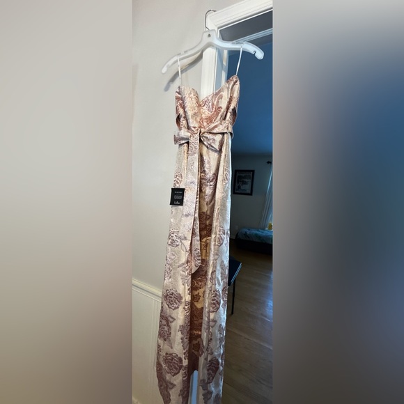 Lulu's Pale Pink Jacquard Floral Strapless Dress - Picture 6 of 7